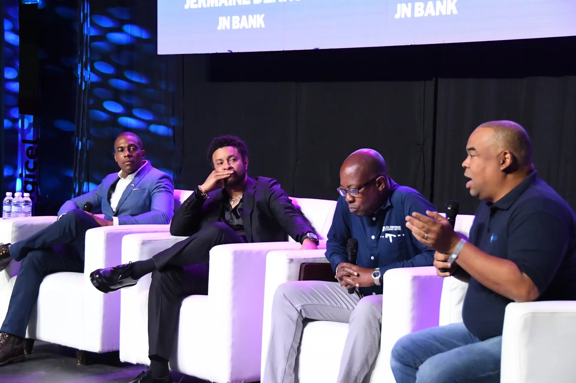 Corporate-responsibilty-DSC_4219-scaled-1